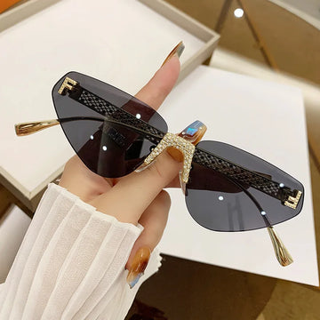 Women Luxury Brand Designer Cateye Glasses Trendy Shades