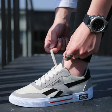 Men's Fashionable Breathable Flat Sneakers
